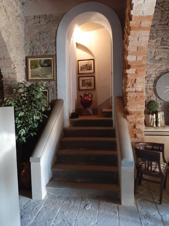 Borgo Di Beppe E Gloria Suite 산 조반니 발다르노 외부 사진