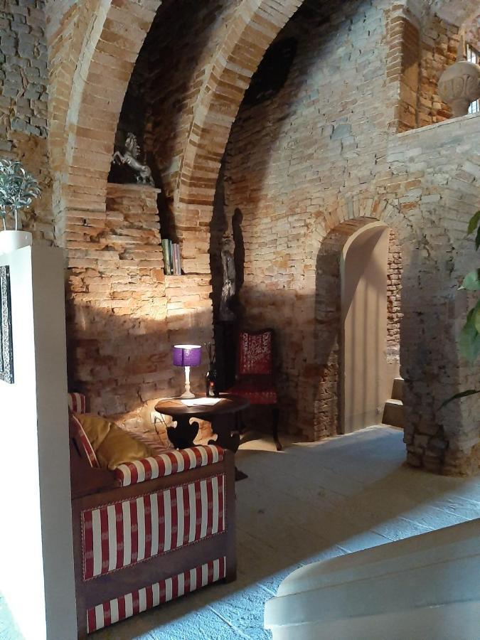 Borgo Di Beppe E Gloria Suite 산 조반니 발다르노 외부 사진